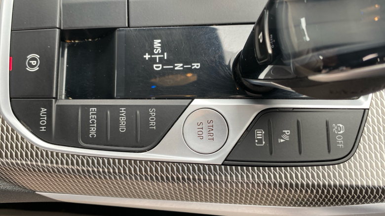 BMW 3 Series 330e M Sport 4dr Auto Saloon